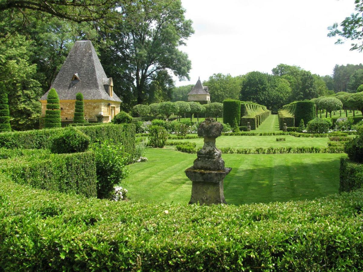Manoir De Rieuzal Bed & Breakfast Loubressac Екстериор снимка