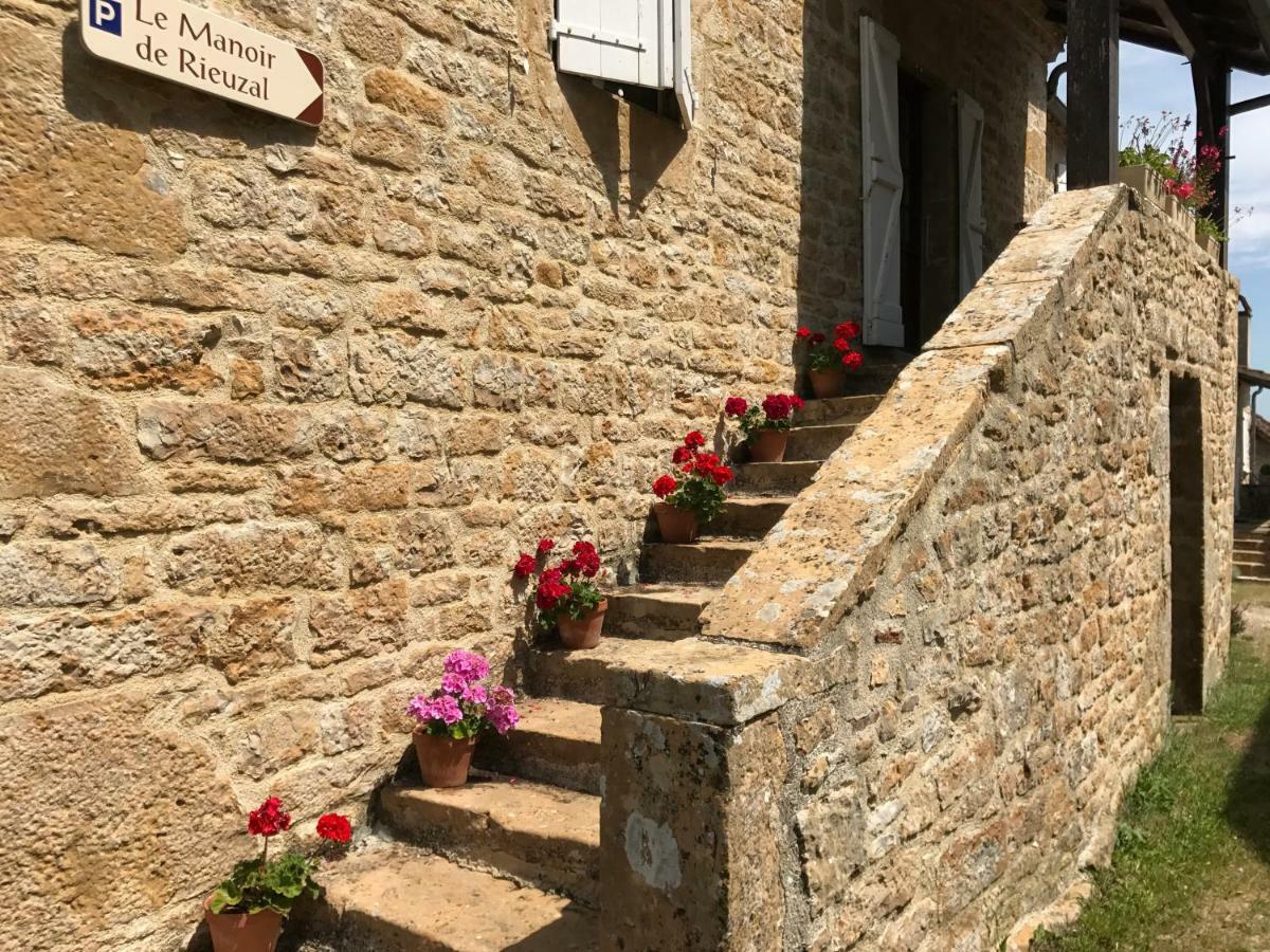Manoir De Rieuzal Bed & Breakfast Loubressac Екстериор снимка